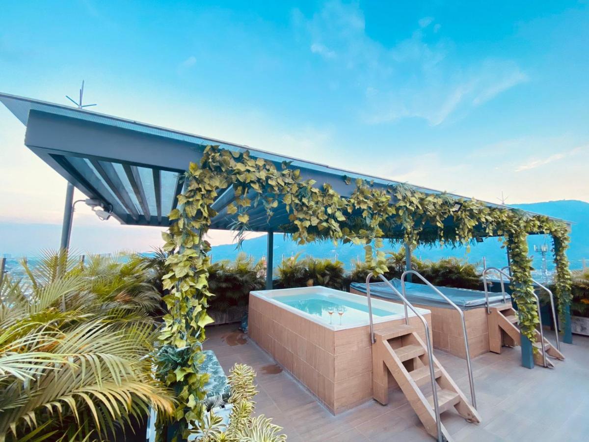 איבגו Hotel Doral Inn מראה חיצוני תמונה