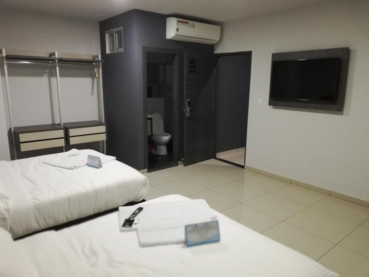 איבגו Hotel Doral Inn מראה חיצוני תמונה