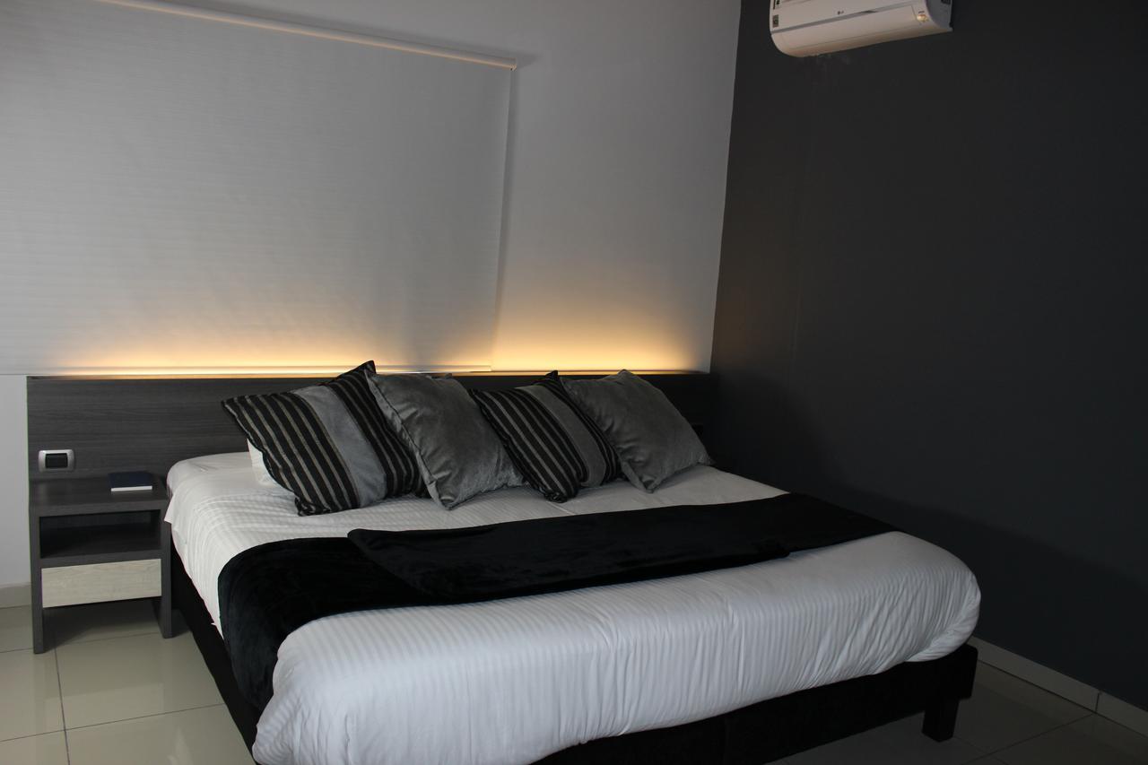 איבגו Hotel Doral Inn מראה חיצוני תמונה