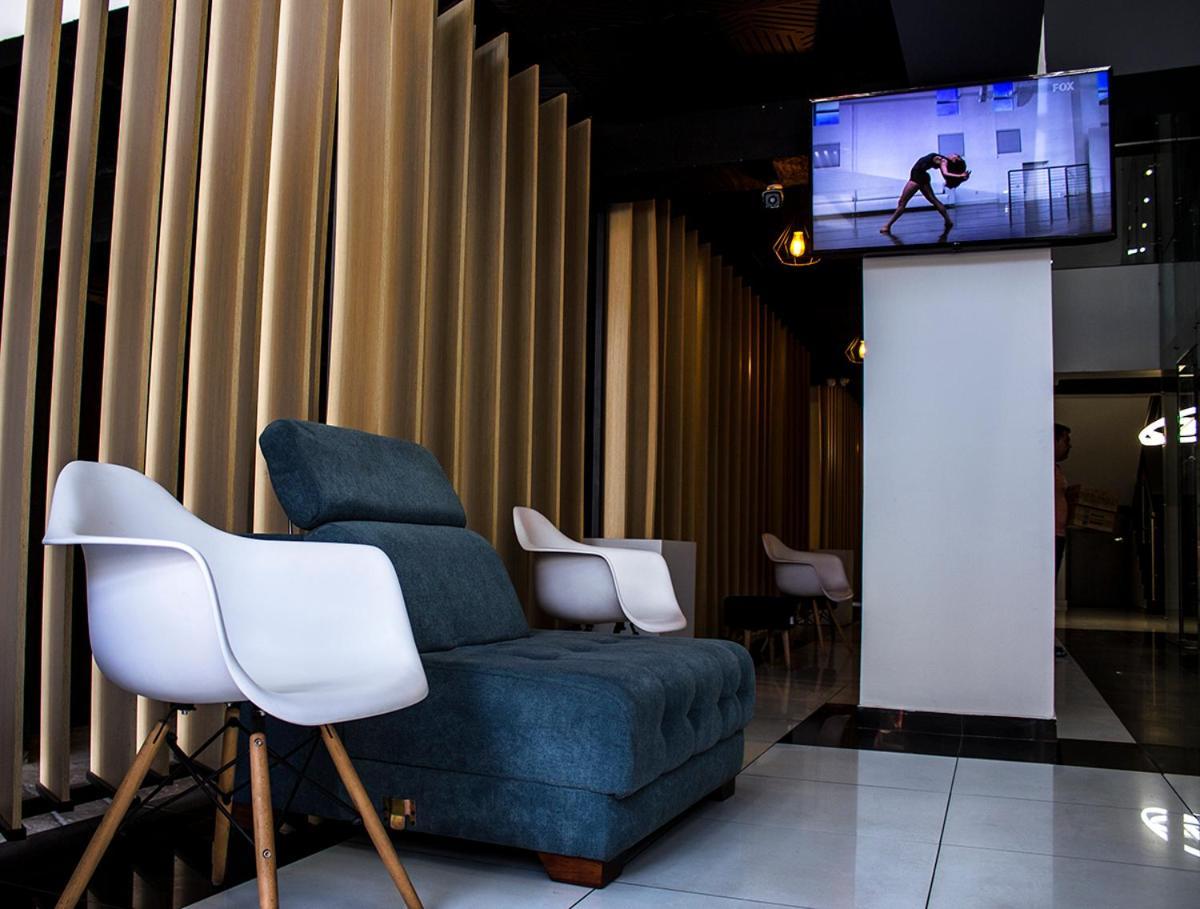 איבגו Hotel Doral Inn מראה חיצוני תמונה